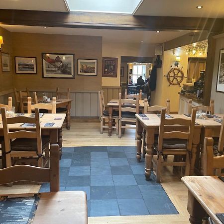 Garddfon Inn Y Felinheli Buitenkant foto
