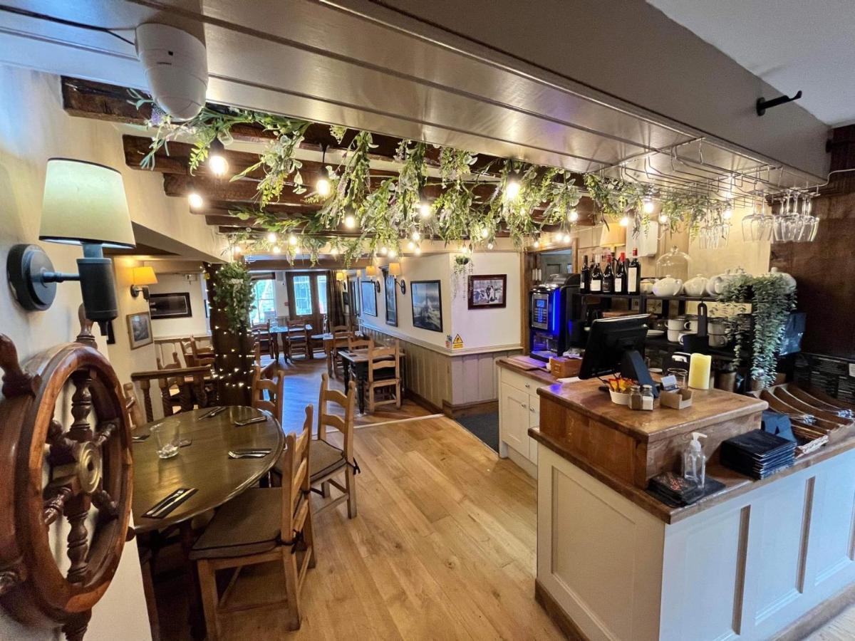 Garddfon Inn Y Felinheli Buitenkant foto
